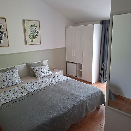 Apartment & Rooms Roza Peroj Dış mekan fotoğraf
